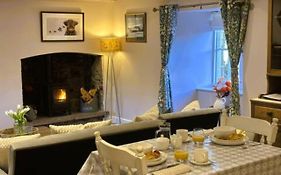 The Cottage At Sychnant Farm